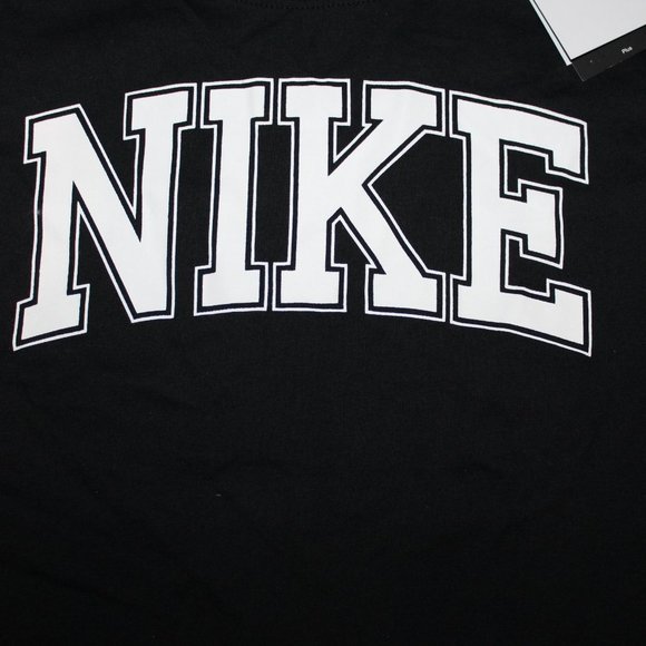 NWT NIKE PLUS LOGO SPORTSWEAR SHORT SLEEVED T SHIRT BLACK WHITE - Picture 2 of 3